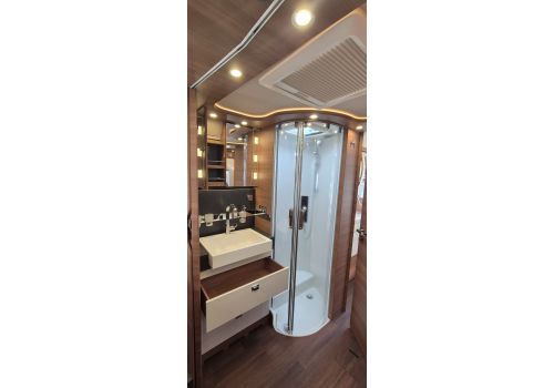 Integral Motorhome CARTHAGO Chic C-line I 6.2 XL QB en Sale Occasion