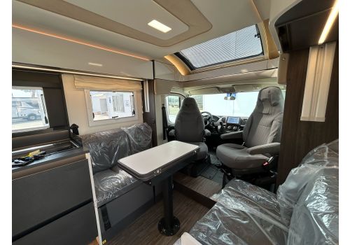 Low Profile Motorhome MOBILVETTA KEA P 86 en Catalog