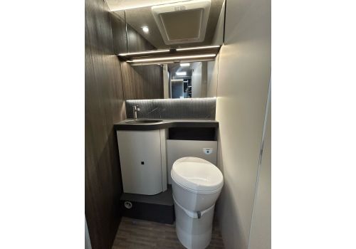 Low Profile Motorhome MOBILVETTA KEA P 86 en Catalog