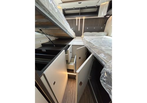 Low Profile Motorhome MOBILVETTA KEA Kompakt 64 NB en Sale Occasion