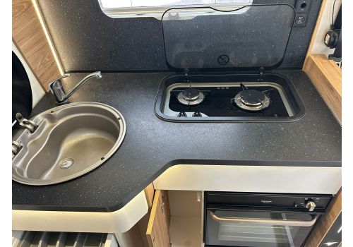Integral Motorhome PILOTE G690D en Sale Occasion