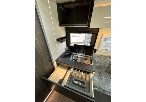 Low Profile Motorhome MOBILVETTA KEA Kompakt 68 en Sale Occasion