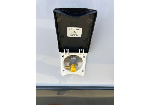 Low Profile Motorhome MOBILVETTA KEA Kompakt 68 en Sale Occasion