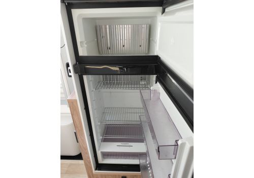 Integral Motorhome PILOTE G6740C en Sale Occasion