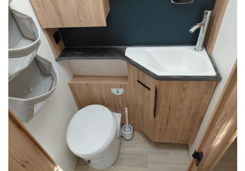 Integral Motorhome PILOTE G6740C en Sale Occasion