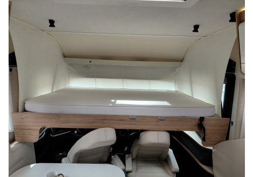 Integral Motorhome PILOTE G6740C en Sale Occasion