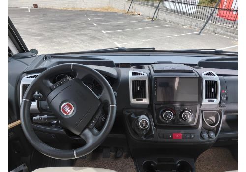 Integral Motorhome PILOTE G6740C en Sale Occasion