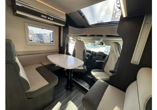 Low Profile Motorhome ROLLER TEAM Kronos 284 TL en Sale Occasion