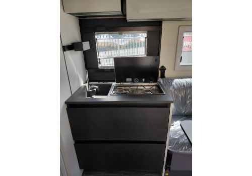 Low Profile Motorhome MOBILVETTA Kea P90 en Sale Occasion