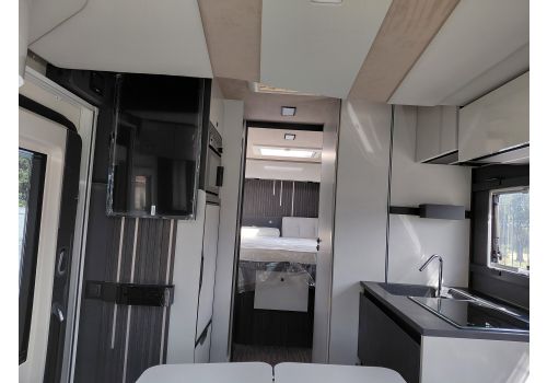 Low Profile Motorhome MOBILVETTA Kea P90 en Sale Occasion