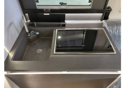 Low Profile Motorhome MOBILVETTA Kea P90 en Sale Occasion