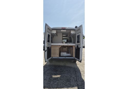 Camper Van SUNLIGHT Cliff 602 Adventure Automática en Rent