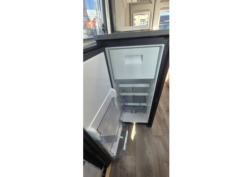Camper Van SUNLIGHT Cliff 602 Adventure Automática en Rent