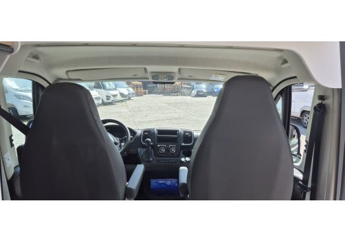 Camper Van SUNLIGHT Cliff 602 Adventure Automática en Rent