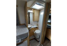 Low Profile Motorhome BENIMAR Perseo 563 in Sale Occasion