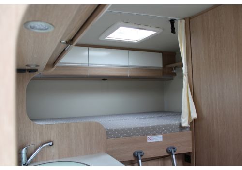 Low Profile Motorhome SUNLIGHT T-60 modelo 2016 en Sale Occasion