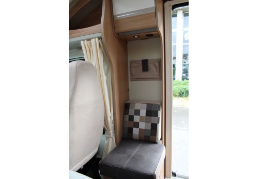 Low Profile Motorhome SUNLIGHT T-60 modelo 2016 en Sale Occasion