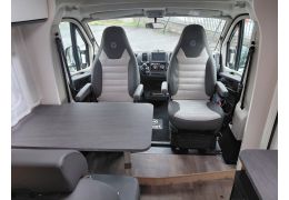 Low Profile Motorhome SUNLIGHT V66 in Rent