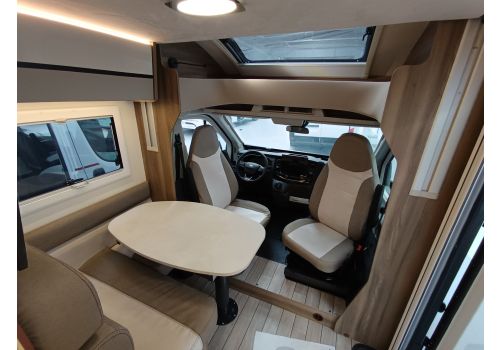 Low Profile Motorhome ROLLER TEAM Kronos 281 FIT en Sale Occasion