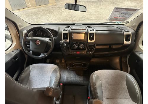Capuchina Motorhome SUNLIGHT A68 en Sale Occasion