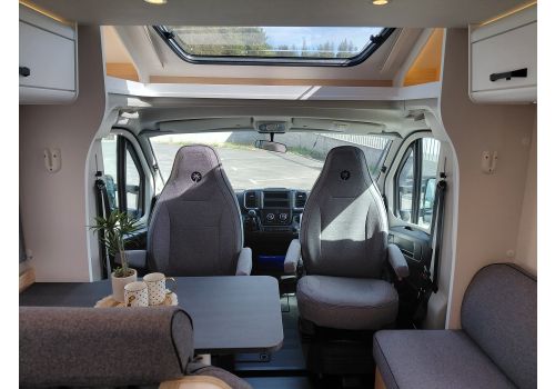 Low Profile Motorhome SUNLIGHT T66S Adventure Edition en Catalog