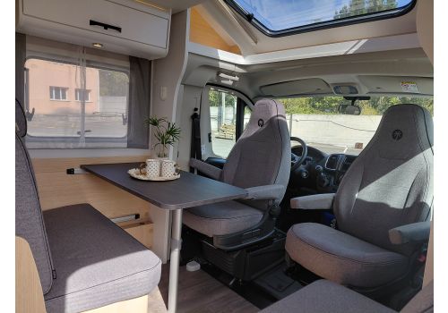 Low Profile Motorhome SUNLIGHT T66S Adventure Edition en Catalog
