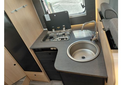 Low Profile Motorhome SUNLIGHT T66S Adventure Edition en Catalog