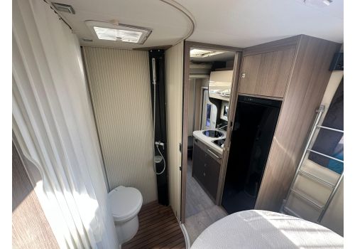 Low Profile Motorhome CHAUSSON 638 EB en Sale Occasion