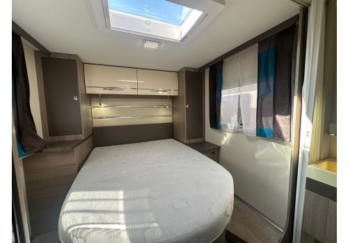 Low Profile Motorhome CHAUSSON 638 EB en Sale Occasion