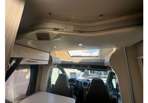 Low Profile Motorhome CHAUSSON 638 EB en Sale Occasion