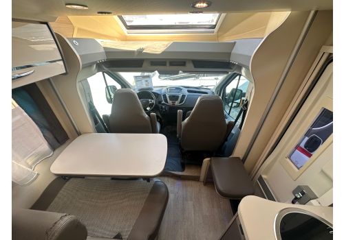Low Profile Motorhome CHAUSSON 638 EB en Sale Occasion