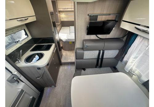 Low Profile Motorhome CHAUSSON 638 EB en Sale Occasion