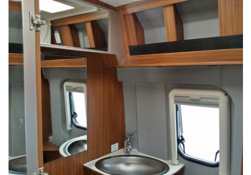 Camper Van GLOBECAR Globescout modelo 2015 en Sale Occasion