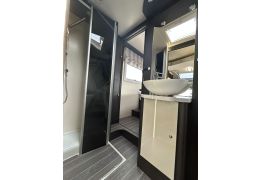Low Profile Motorhome ROLLER TEAM Kronos 266 TL in Sale Occasion