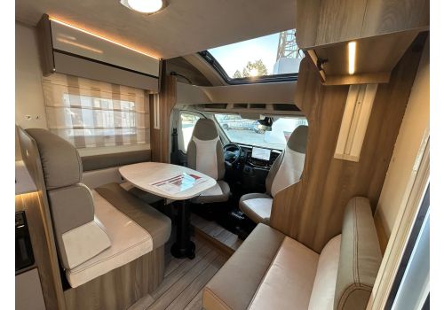 Low Profile Motorhome ROLLER TEAM Kronos 266TL en Sale Occasion