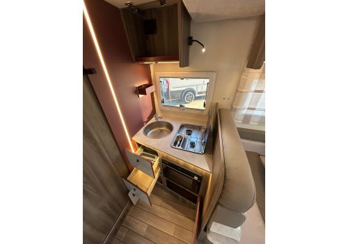 Low Profile Motorhome ROLLER TEAM Kronos 266TL en Sale Occasion