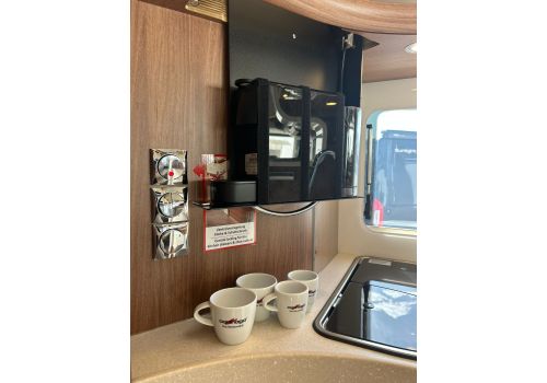 Integral Motorhome CARTHAGO E Line I 64 XL QB en Catalog