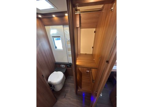 Integral Motorhome CARTHAGO E Line I 64 XL QB en Catalog