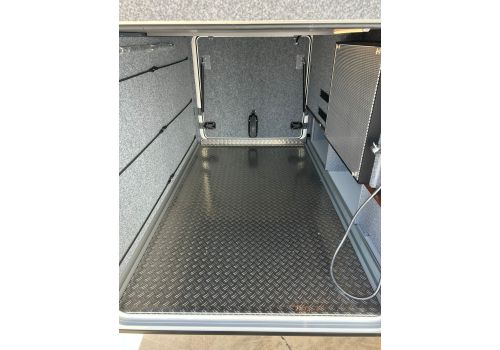 Integral Motorhome CARTHAGO E Line I 64 XL QB en Catalog