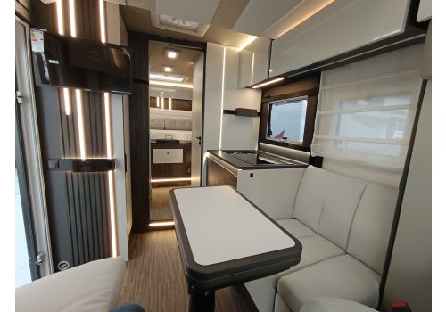 Low Profile Motorhome MOBILVETTA KEA Kompakt 68 en Sale Occasion