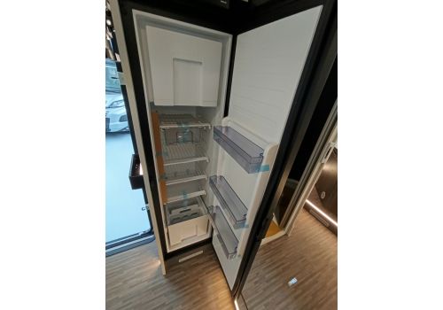 Low Profile Motorhome MOBILVETTA KEA Kompakt 68 en Sale Occasion