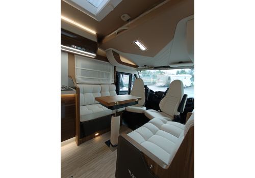 Low Profile Motorhome MOBILVETTA KEA Kompakt 68 en Sale Occasion