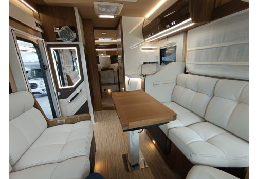 Integral Motorhome MOBILVETTA K-Yatch Tekno Line 86 en Sale Occasion