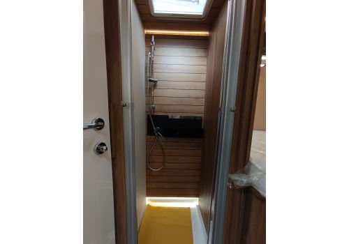 Integral Motorhome MOBILVETTA K-Yatch Tekno Line 86 en Sale Occasion