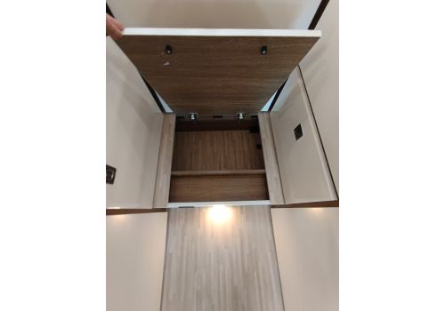 Integral Motorhome MOBILVETTA K-Yatch Tekno Line 86 en Sale Occasion