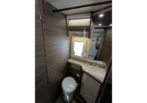 Integral Motorhome MC LOUIS NEVIS 873 en Sale Occasion