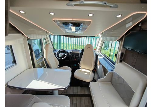 Integral Motorhome MC LOUIS NEVIS 873 en Sale Occasion
