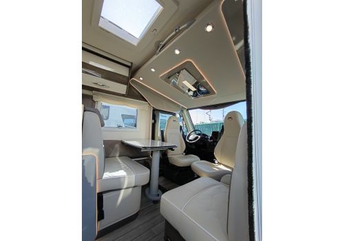 Integral Motorhome MC LOUIS NEVIS 873 en Sale Occasion