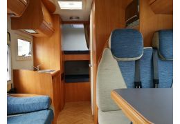 Capuchina Motorhome JOINT S-665 en Sale Occasion