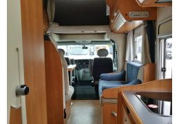 Capuchina Motorhome JOINT S-665 en Sale Occasion